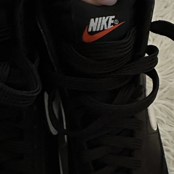 Nike High-Top Blazers - Picture 6 of 8
